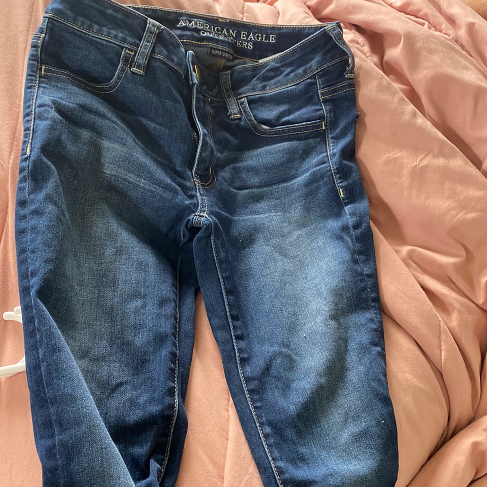 American Eagle. Size 2 Jeggings